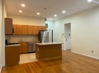 215 2nd Ave APT C1, New York, NY 10003