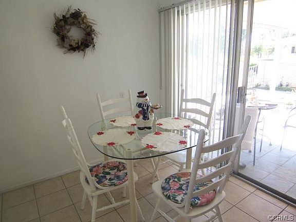 5th image of 28045 Grosse Point Dr