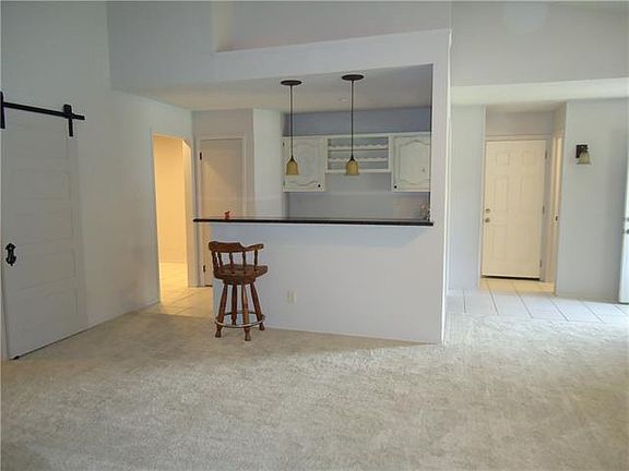 3rd image of 4425 Thrasher Ct