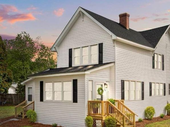 38 Kirk Pl, Badin, NC 28009