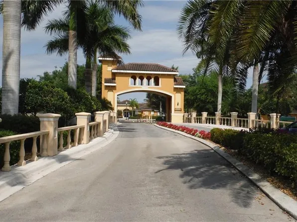 3947 Del Sol Ln Unit 203, Cape Coral, FL 33909