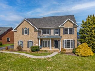 2229 River Oaks Dr, Salem, VA 24153