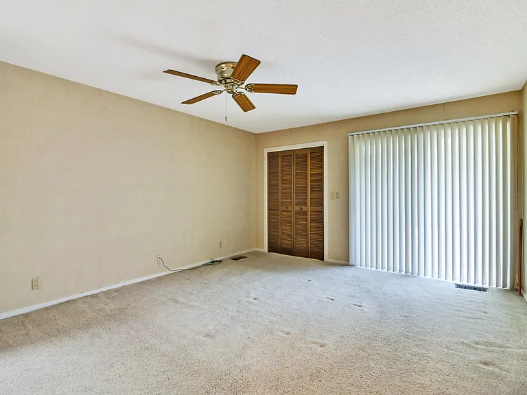 512 Druid Lndg — Photo 24