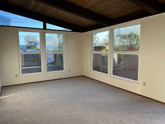 5th image of 1820A & 1820B Haeger Ave #1820B