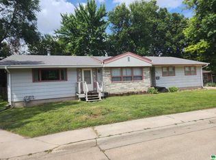 411 W 22nd St, South Sioux City, NE 68776