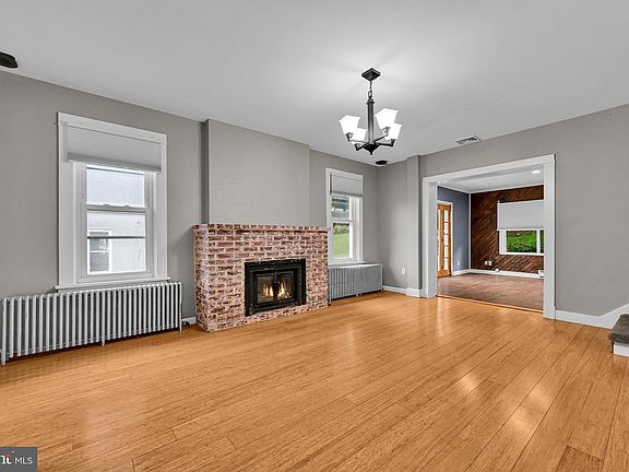 3rd image of 37 Park Rd