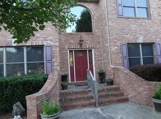 2 Bear Trl, Jackson, NJ 08527