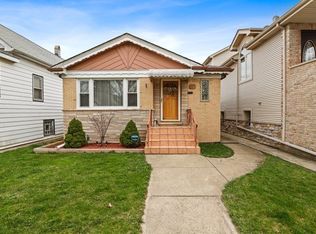 3121 N Oconto Ave, Chicago, IL