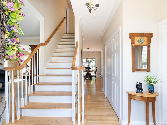 4th image of 31 Avebury Ln