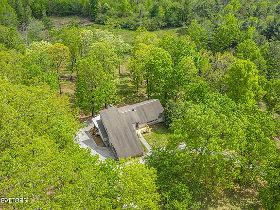 2nd image of 200 Briarcliff Rd