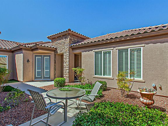 Gated Interior Courtyard