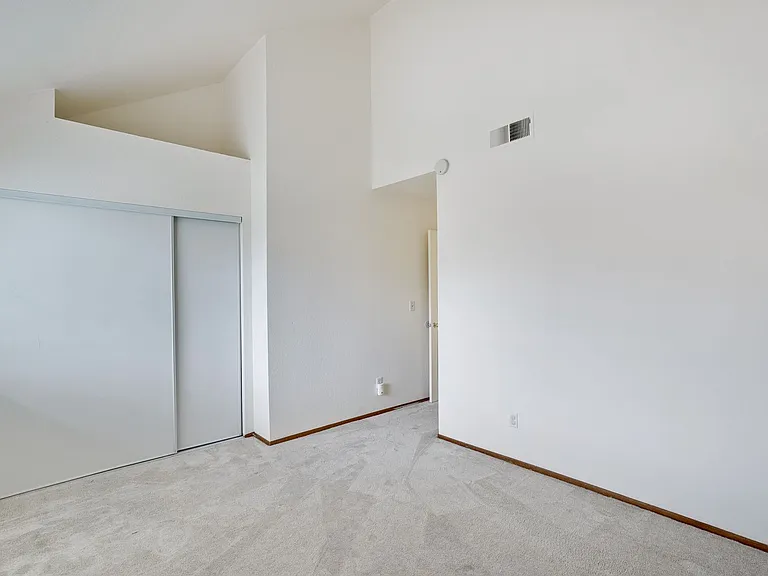 1006 Summerplace Dr — Photo 10