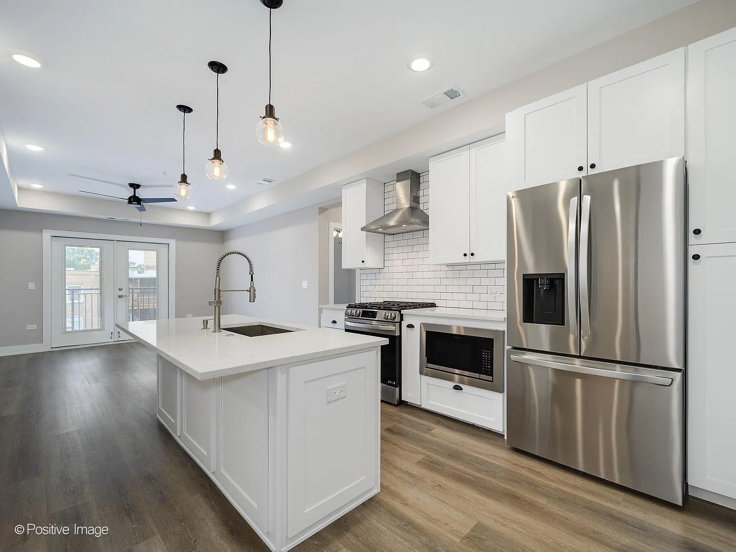 261 Washington Boulevard — Photo 3