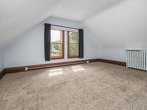 5th image of 823 Englewood Ave