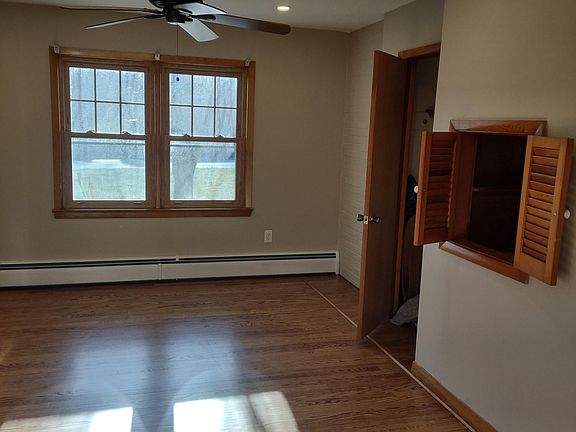 Bedroom #3 w/ closet and cubby