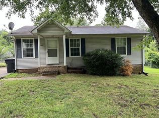 440 Pembroke Oak Grove Rd, Oak Grove, KY 42262