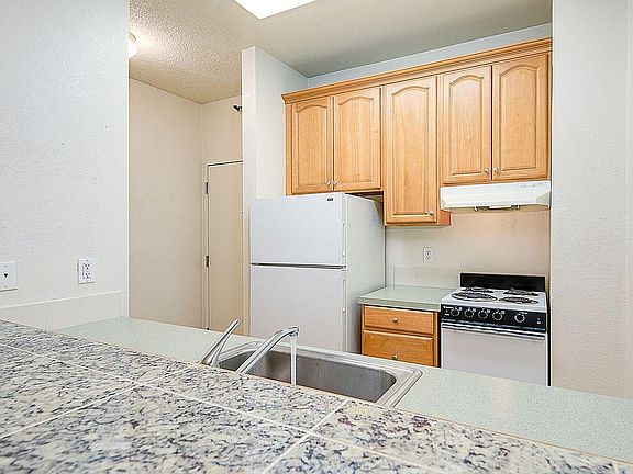 4th image of 1202 E Pine St #0B-1Ba