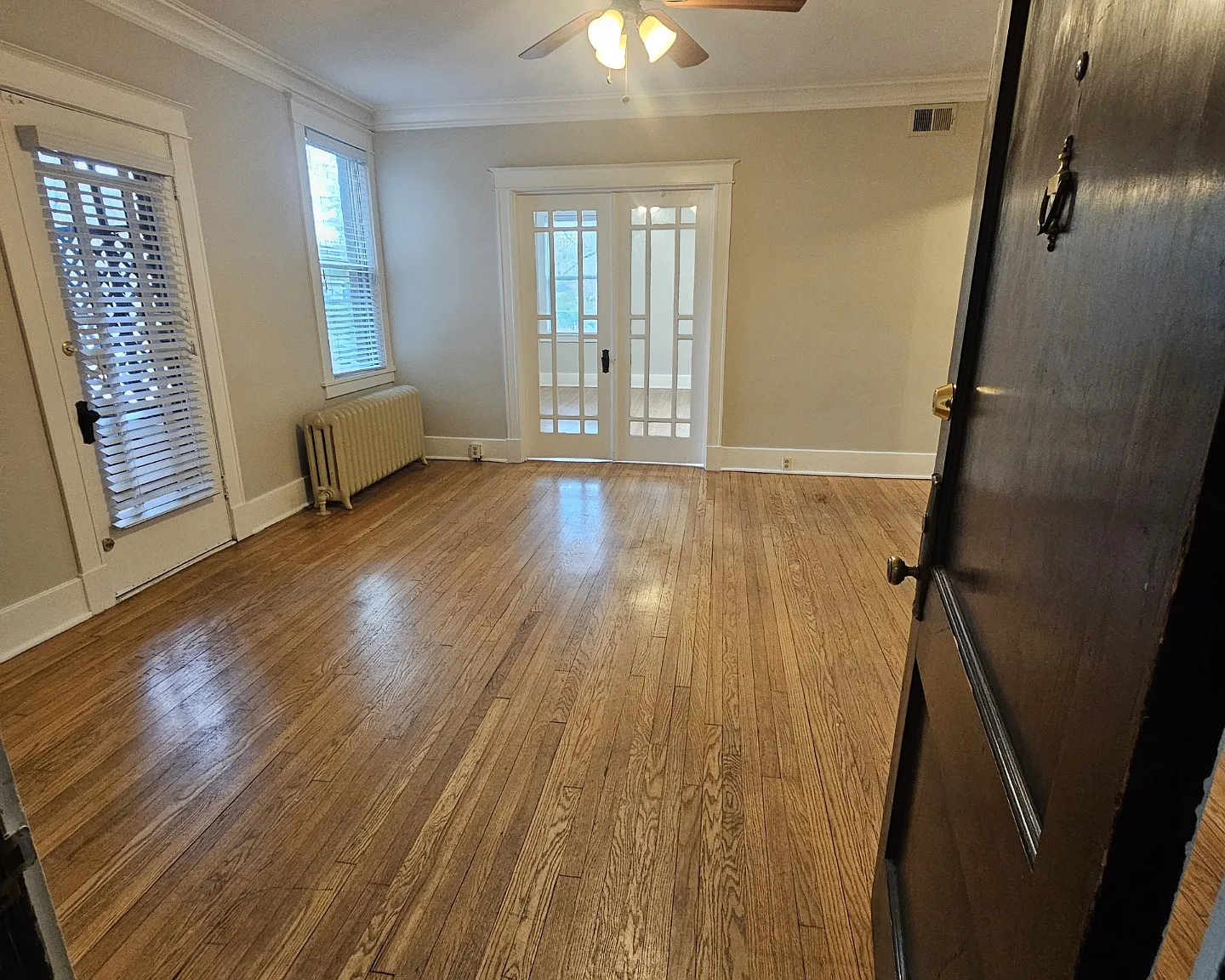 2 bed, 1000 sqft, $1,350 — Photo 3