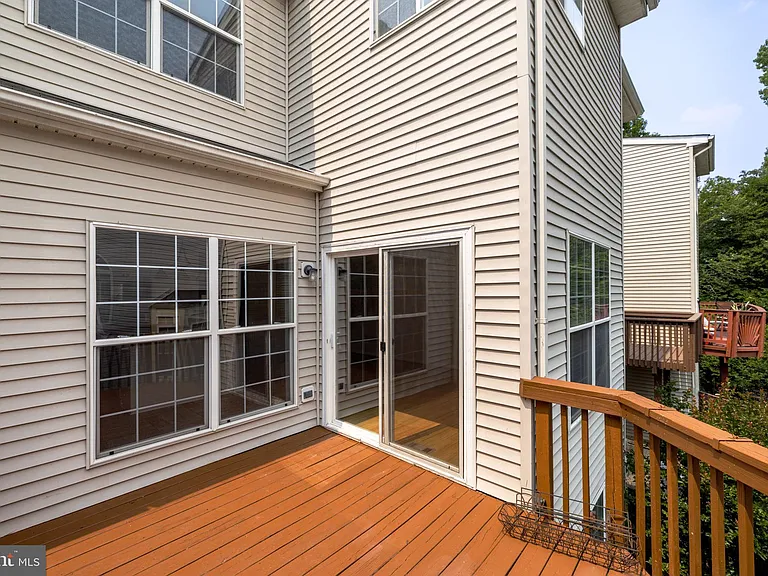 5319 Waldo Dr — Photo 25