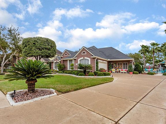 5th image of 3506 Orchard Mews Dr