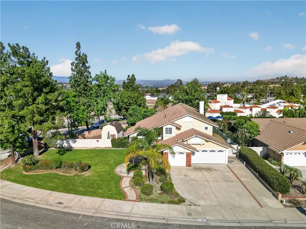 6727 Hawkley Dr, Riverside, CA 92506