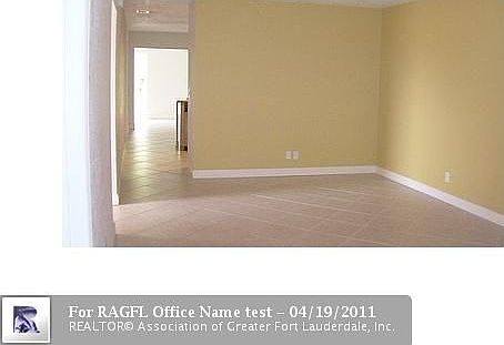 5th image of 11331 NW 39th St #B