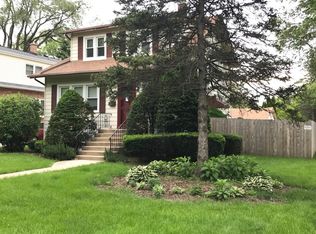 543 S Michigan Ave, Villa Park, IL 60181