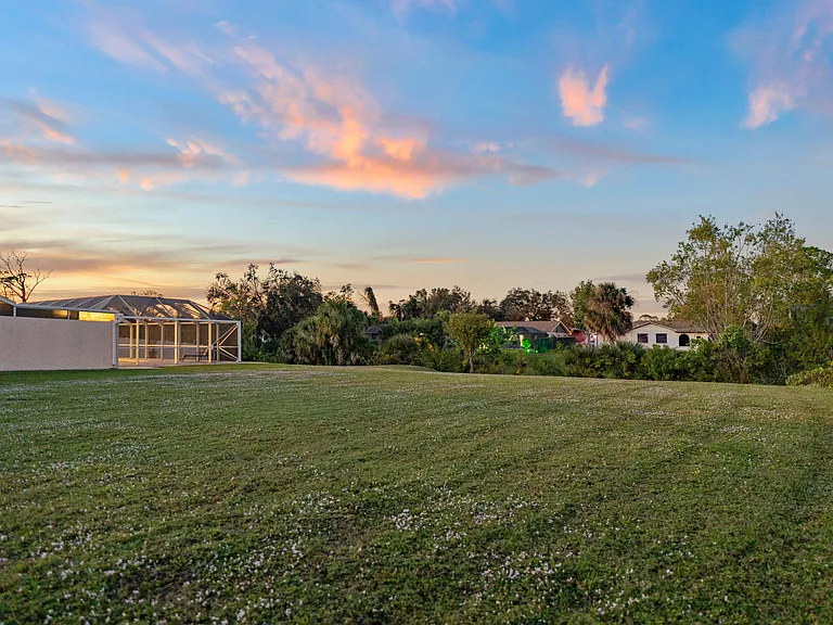 21292 Burkhart Dr — Photo 28