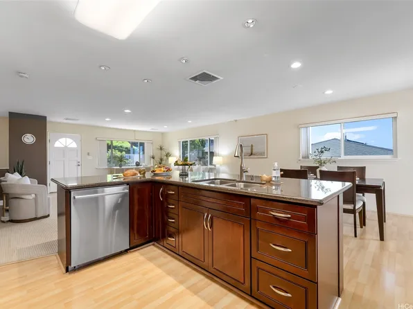 4562 Malia St, Honolulu, HI 96821
