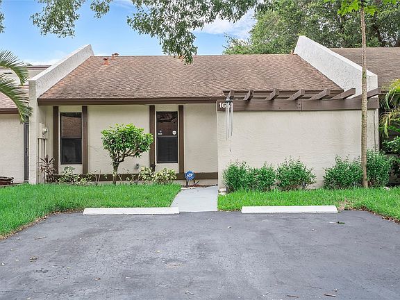 4th image of 1651 NW 98th Way #1651