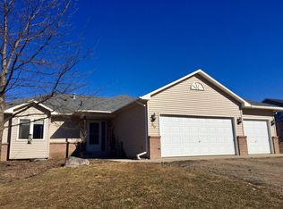 80 Shady Oak Dr, Courtland, MN 56021