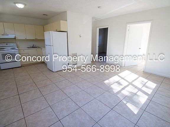 3rd image of 835 SW 4th St APT 8