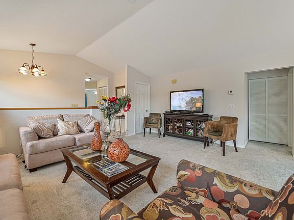 5th image of 732 Woodshire Ln APT I1