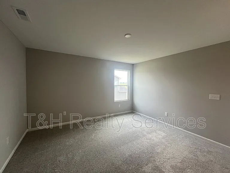 13111 Himalaya Cir — Photo 27