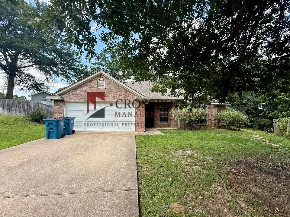 1st image of 15919 Brittain Ct