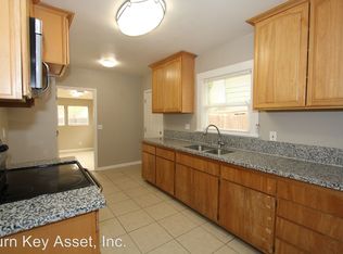 109 Stanford Ave, Sacramento, CA 95815