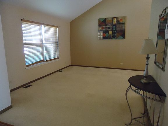 2nd image of 151 W Willow Dr