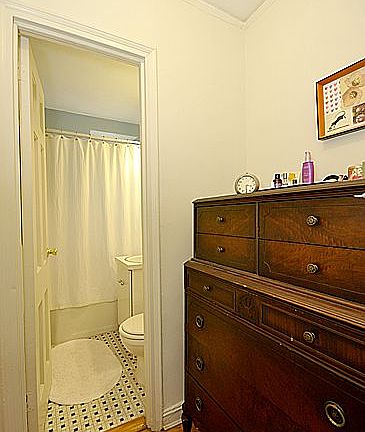 5th image of 7612 35th Ave APT 1G