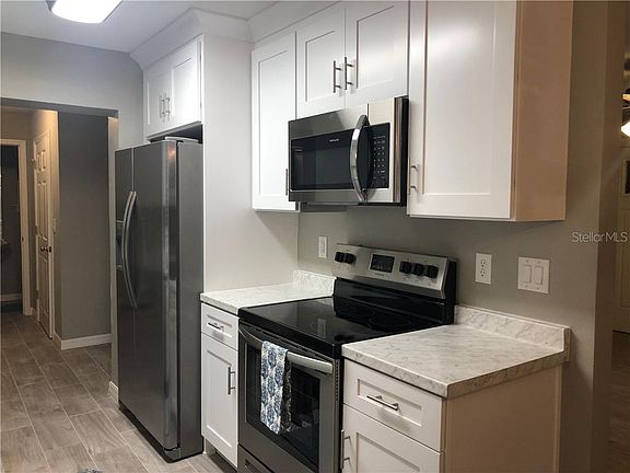 4th image of 1456 N Normandy Blvd