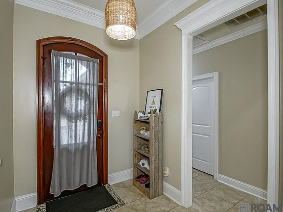 3rd image of 40444 Thomas Ave