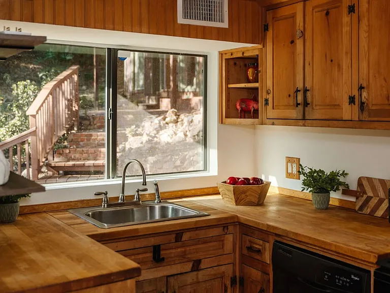 517 Canon View Trl — Photo 9