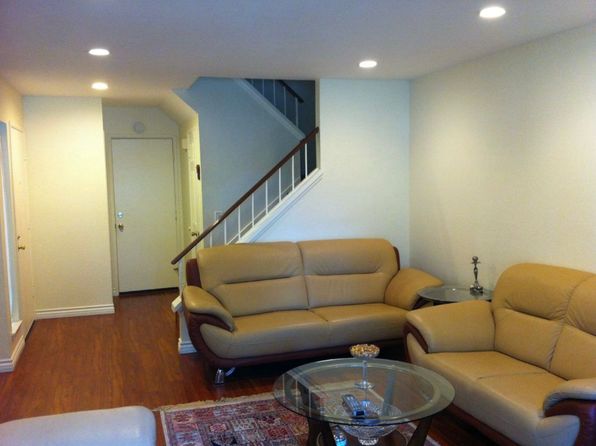 806 Lancaster Dr