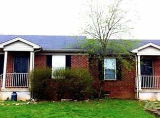 204 Poplar Cir, Versailles, KY 40383