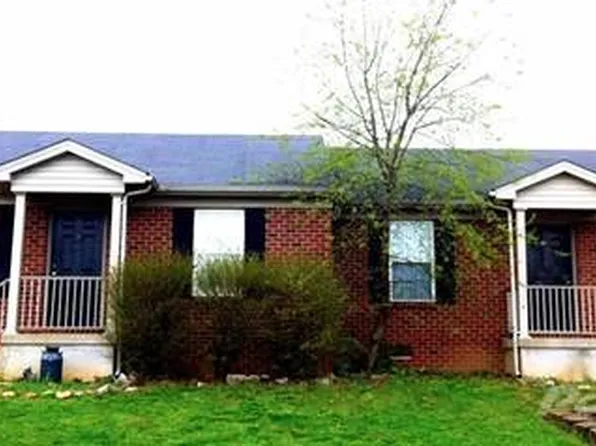204 Poplar Cir, Versailles, KY 40383
