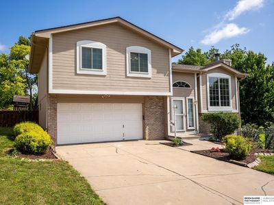 3806 Giles Rd, Bellevue, NE, 68147