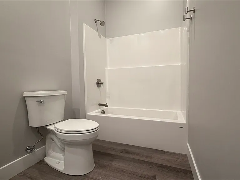 251 Sladen St #307 — Photo 21