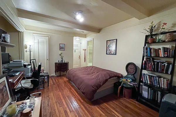 Rented by Corcoran | media 14