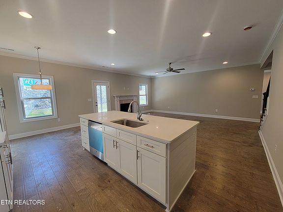 5th image of 1322 Kenzi Rose Ln