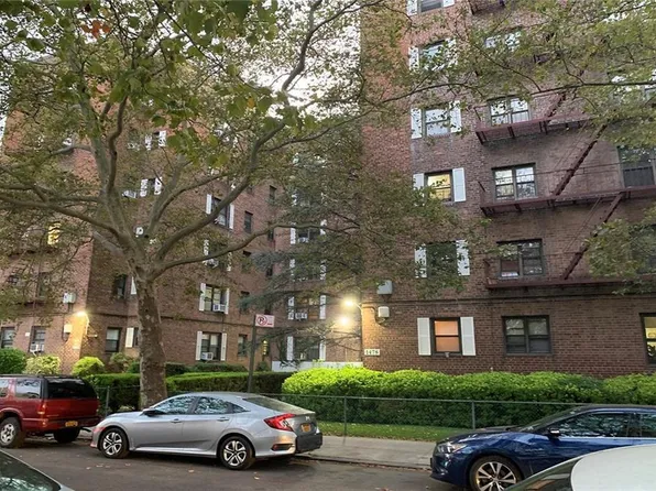 1478 East 28th Street image 1 of 11