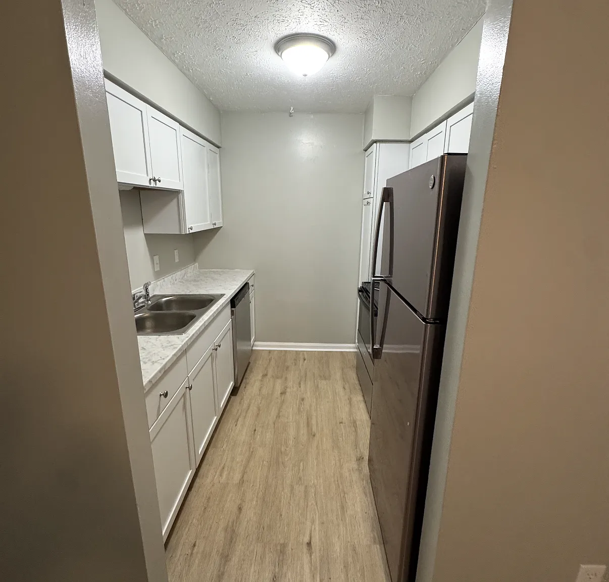 2 bed, $825 — Photo 3